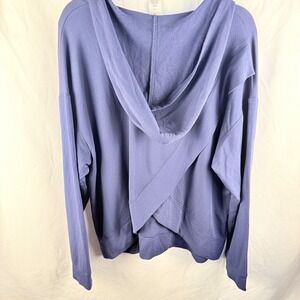 Livi Blue Cross Flap Back Hooded Shirt 18/20 Loungewear Athleisure Soft Cozy